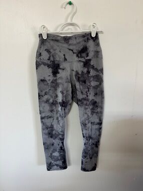 NOBULL Black & Gray Tie-Dye Leggings